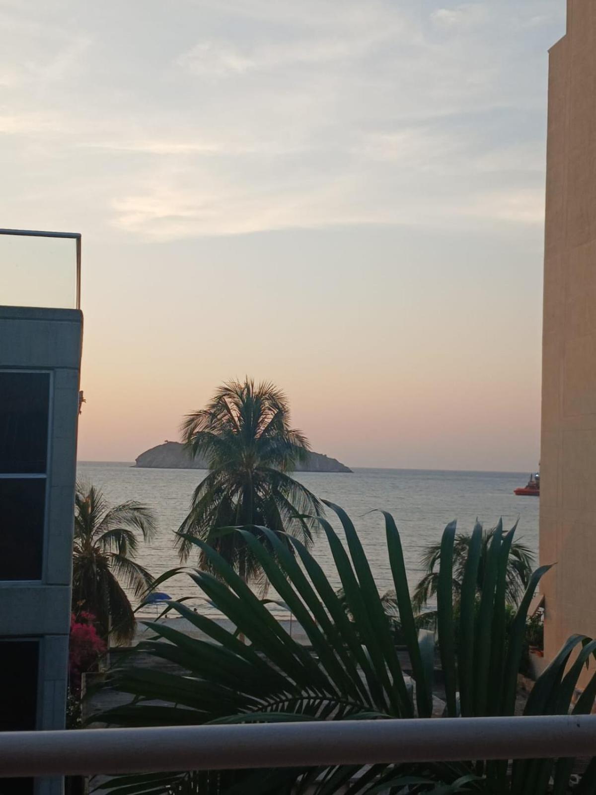 Hotel Bahia Plaza サンタ・マルタ エクステリア 写真